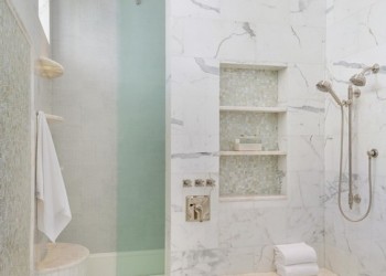 03 TRANSITIONAL VISIONARY RESIDENTIAL DESIGNS KATELYNN PRIMARY BATH SHOWER
