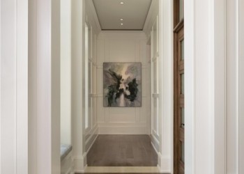 05 TRANSITIONAL VISIONARY RESIDENTIAL DESIGNS KATELYNN STUDY PRIMARY BATH HALL